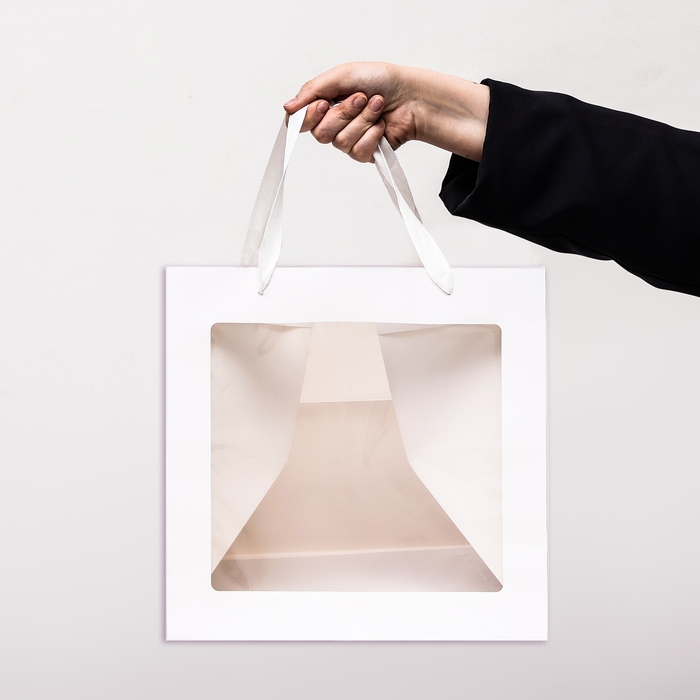 Пакет крафт с квадратным дном и окном 30 Х 30 Х 30 см Белый, 1шт Пакет крафт с квадратным дном и окном 30 Х 30 Х 30 см Белый, 1шт