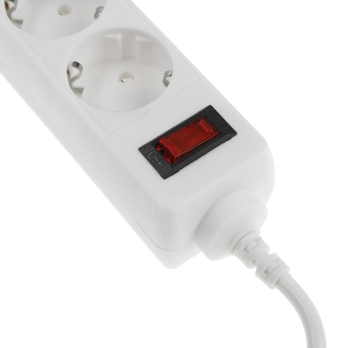 Сетевой фильтр Luazon Lighting, 4 розетки, 0.5 м, 2200 Вт, 3 х 0.75 мм2, 10 A, 220 В, белый Сетевой фильтр Luazon Lighting, 4 розетки, 0.5 м, 2200 Вт, 3 х 0.75 мм2, 10 A, 220 В, белый