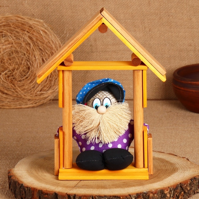 Оберег Оберег "Домовой Антошка", в домике, 27 х 20 см