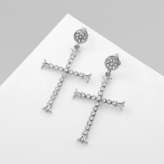 Серьги висячие со стразами «Крестики» грация, цвет белый в серебре, 6см Серьги висячие со стразами «Крестики» грация, цвет белый в серебре, 6см