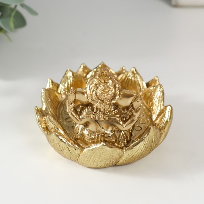 Подсвечник полистоун на 1 свечу  Подсвечник полистоун на 1 свечу "Ганеша в лотосе" золото 9х8,2х7 см