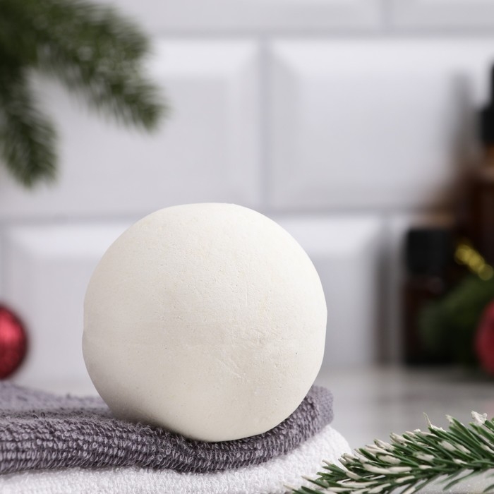 Бомбочка для ванны из персидской соли Бомбочка для ванны из персидской соли "Счастливого Нового года" масло персика,110гр