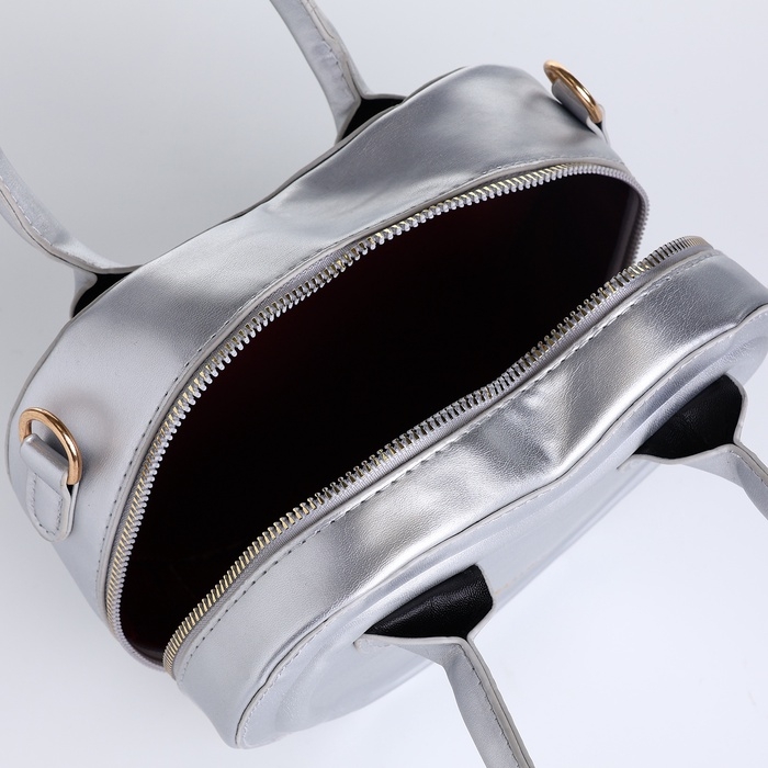 Сумка женская кросс-боди на молнии, цвет серебряный Сумка женская кросс-боди на молнии, цвет серебряный