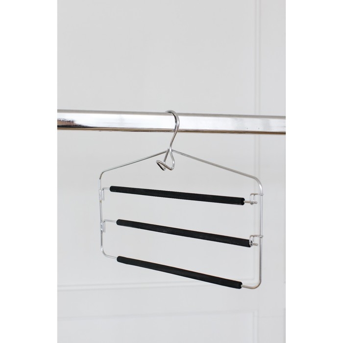 Плечики - вешалка для одежды LaDо́m Doux, 37×31см, многоуровневая, антискользящее покрытие, цвет чёрный Плечики - вешалка для одежды LaDо́m Doux, 37×31см, многоуровневая, антискользящее покрытие, цвет чёрный