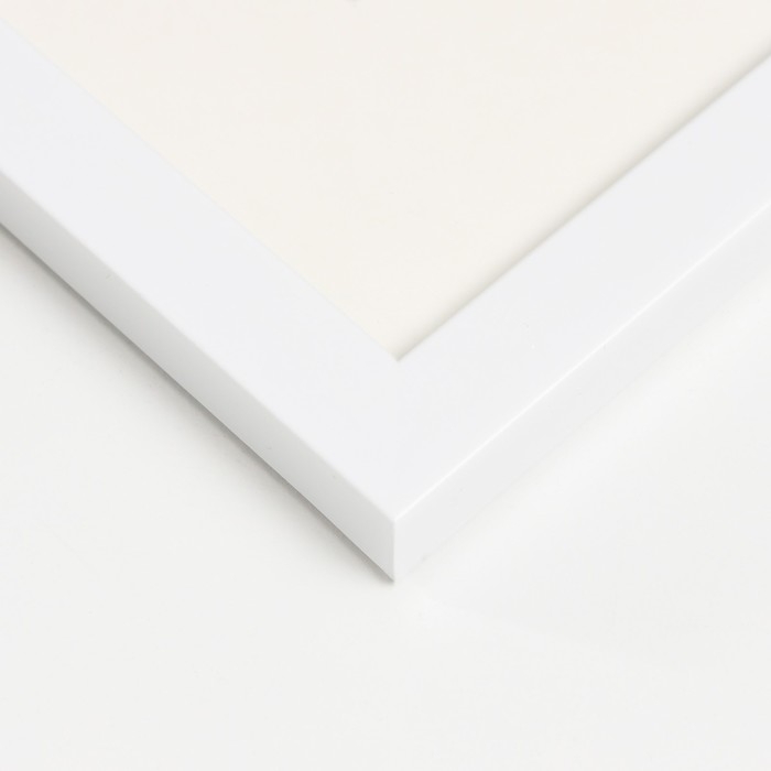 Фоторамка пластик 30х40 см (паспарту 20х30 см), белый