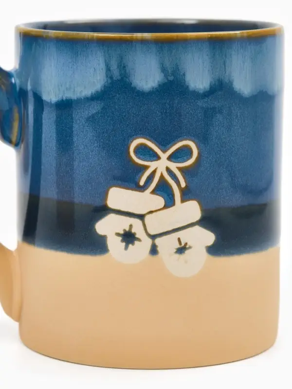 Кружка новогодняя керамическая &laquo;Варежки&raquo;, 350 мл, ручная работа