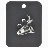 Брошь &laquo;Саксофон&raquo;, музыка, жемчуг, цвет белый в серебре