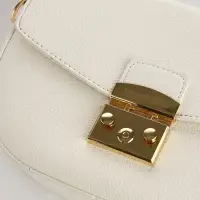 Сумка женская мессенджер TEXTURA на клапане, 23&times;6&times;15 см, белая