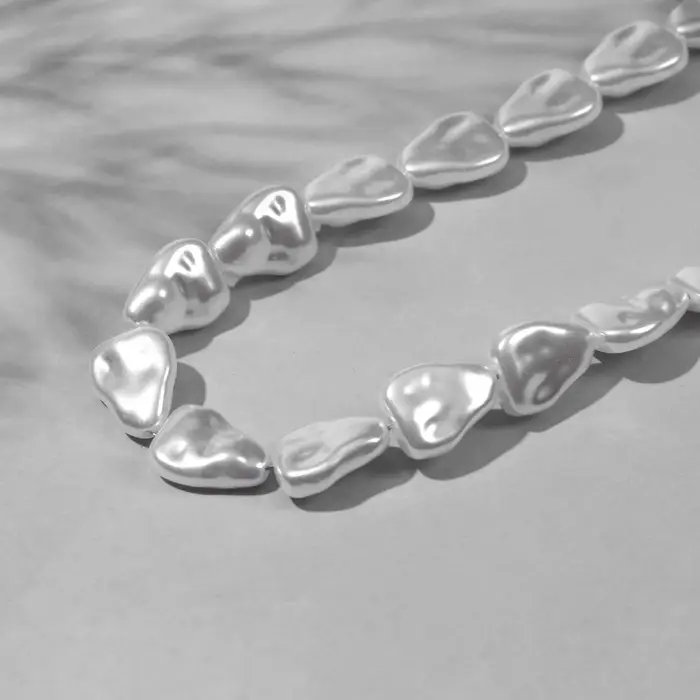 Бусины пластиковые на нити &laquo;Жемчуг&raquo;, 14&times;11 мм, набор 100 шт., цвет белый