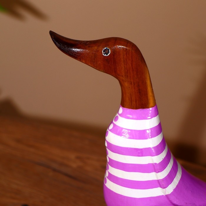 Сувенир Сувенир "Утка в сиреневом" дерево 25 см