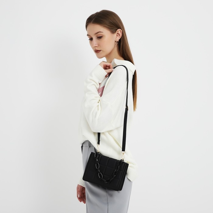 Сумка женская мессенджер из искусственной кожи с цепью, 14×20 см, цвет чёрный Сумка женская мессенджер из искусственной кожи с цепью, 14×20 см, цвет чёрный