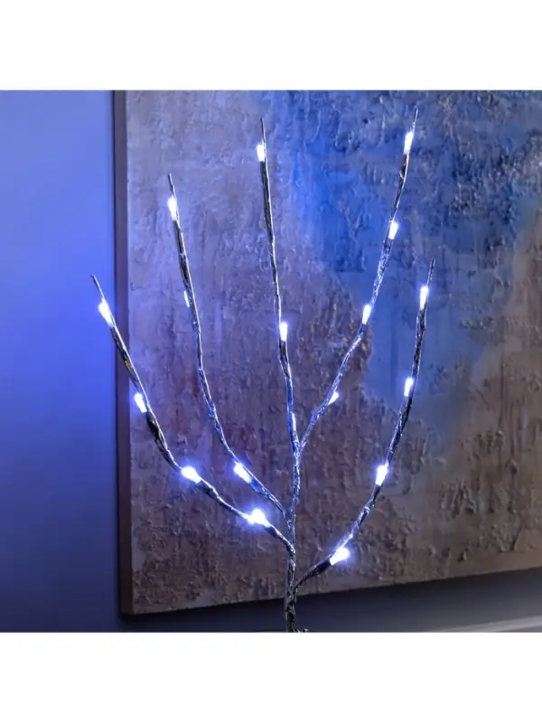 Светодиодная ветка 70 см, 20 LED, серебристая, от батареек AAх2, свечение белое