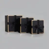 Набор подарочных коробок 3 в 1, 19&times;19&times;9.5 см, 17&times;17&times;8 см, 15&times;15&times;6.5 см