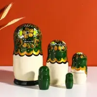 Матрёшка дерево «Марфа», чёрно-зелёный платок, 5-кукольная, 19 см Матрёшка дерево «Марфа», чёрно-зелёный платок, 5-кукольная, 19 см