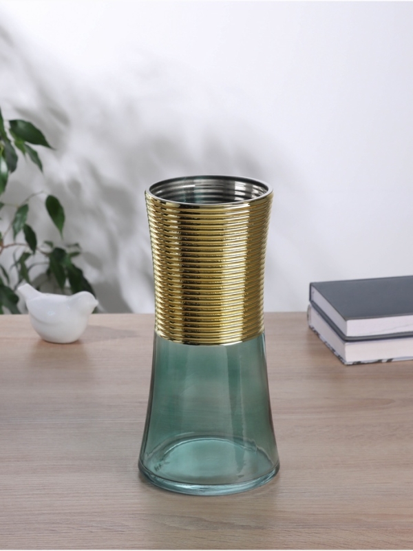 Ваза стекло настольная  Ваза стекло настольная "Кэли стиль" талия, 24х11 см, зелёный