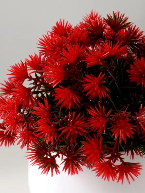 Искусственный цветок в горшке &laquo;Пушистые колючки&raquo;, 9&times;13 см, МИКС