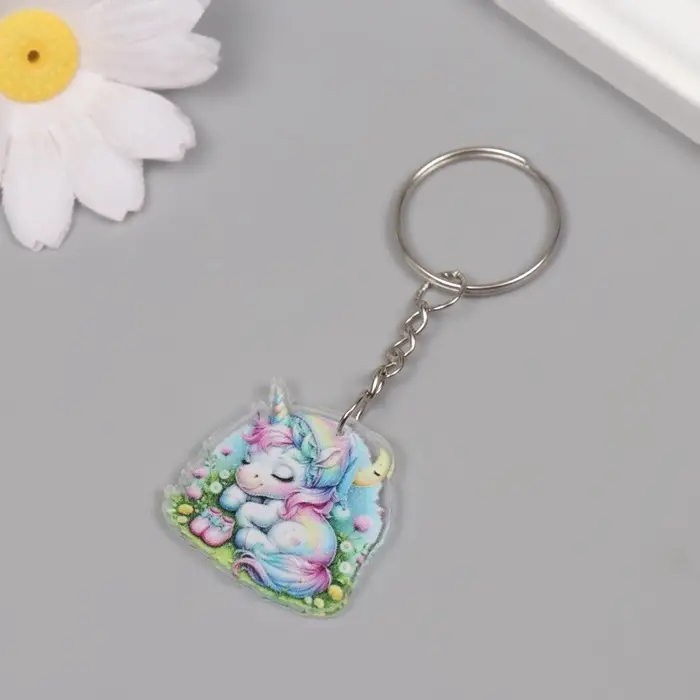 Брелок акрил "Единорожка в косынке сладко спит на лужайке" 2,9х3,4х0,3 см
