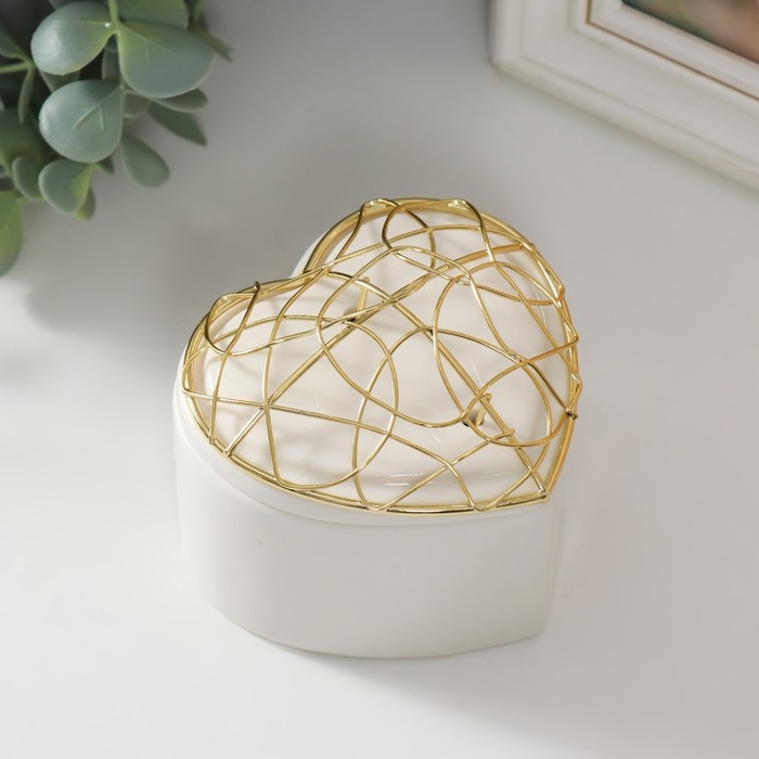 Шкатулка керамика, металл "Сердце. Каракули" белая 8,9х8,5х7,2 см