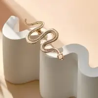 Брошь &laquo;Змея&raquo;, извилистая, цвет золото