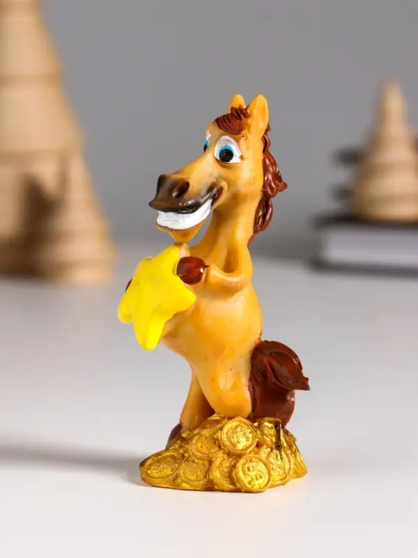 Сувенир полистоун Сувенир полистоун "Коник на монетах со звездой" 4х3,6х9 см