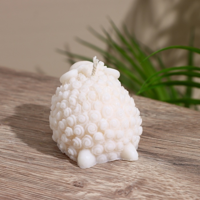 Свеча  Свеча "Барашек" 4х4,5х6 см, соевый воск