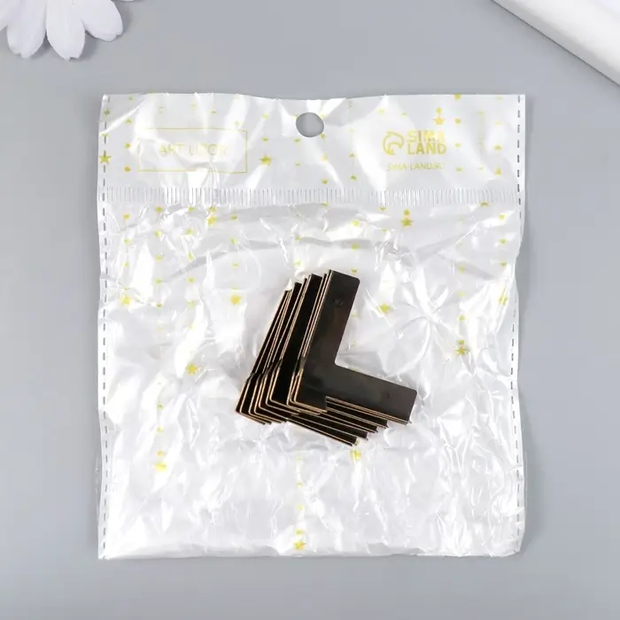 Уголок (накладка) для шкатулок металл набор 10 шт 3х3х3 см Уголок (накладка) для шкатулок металл набор 10 шт 3х3х3 см