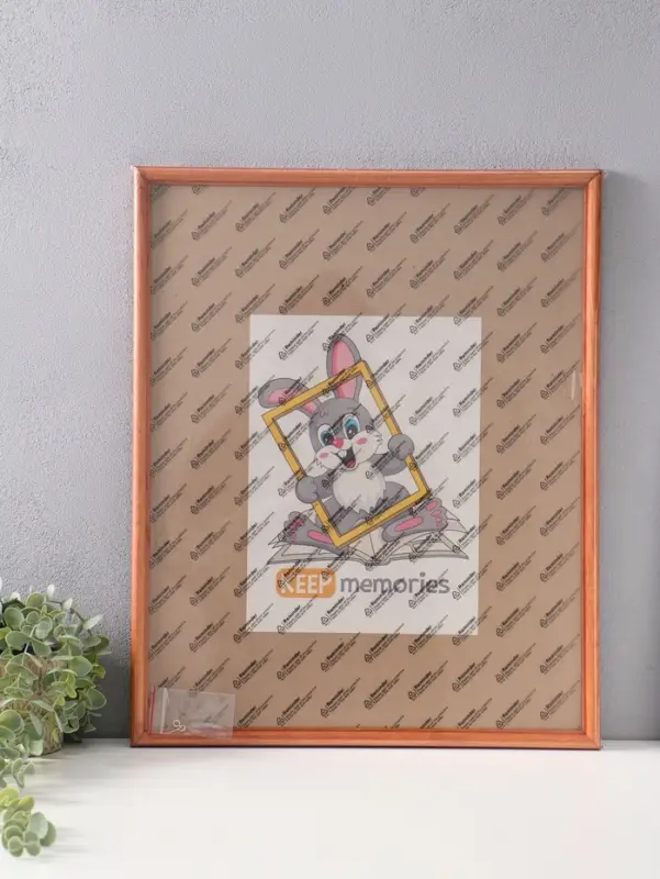 Фоторамка дерево 40х50 см, орех №1 (пластиковый экран)