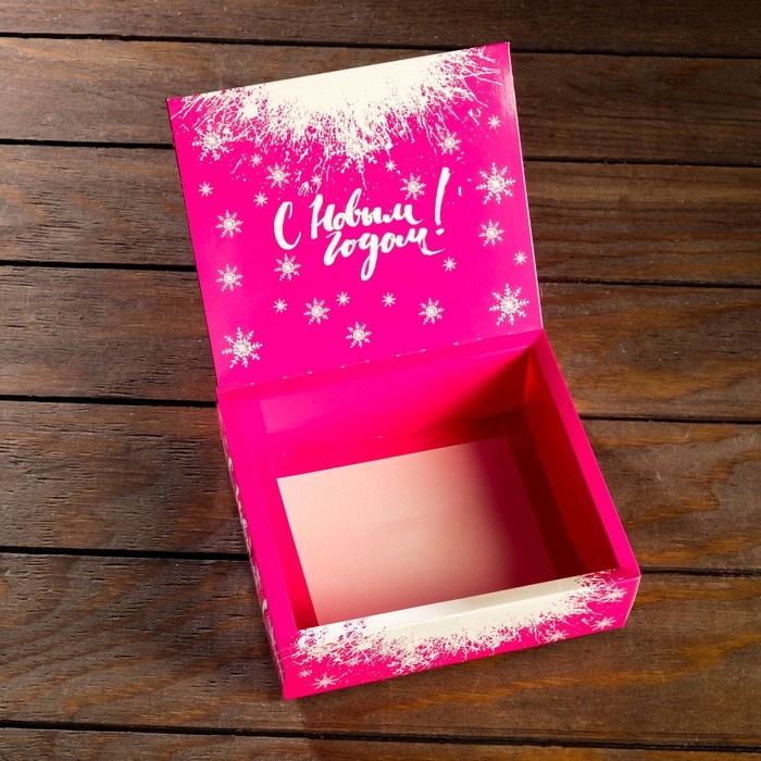 Новый год. Подарочная коробка Новый год. Подарочная коробка "Черный кот",18,5 х 16 х 5,8 см