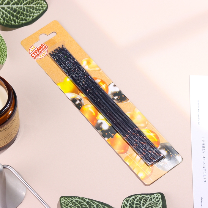 Набор свечей в торт, 6 штук Набор свечей в торт, 6 штук "Сияние", чёрный, 17 см