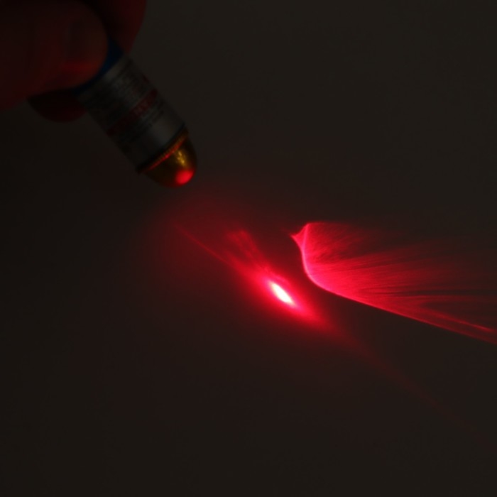 Лазерная указка  Лазерная указка "Мастер К", 4 насадки, 3 LR44