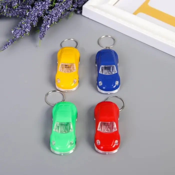 Фонарик брелок для ключей на кольце «Яркое авто», мигает, колеса крутятся, 2.5×6×1.5 см, МИКС Фонарик брелок для ключей на кольце «Яркое авто», мигает, колеса крутятся, 2.5×6×1.5 см, МИКС