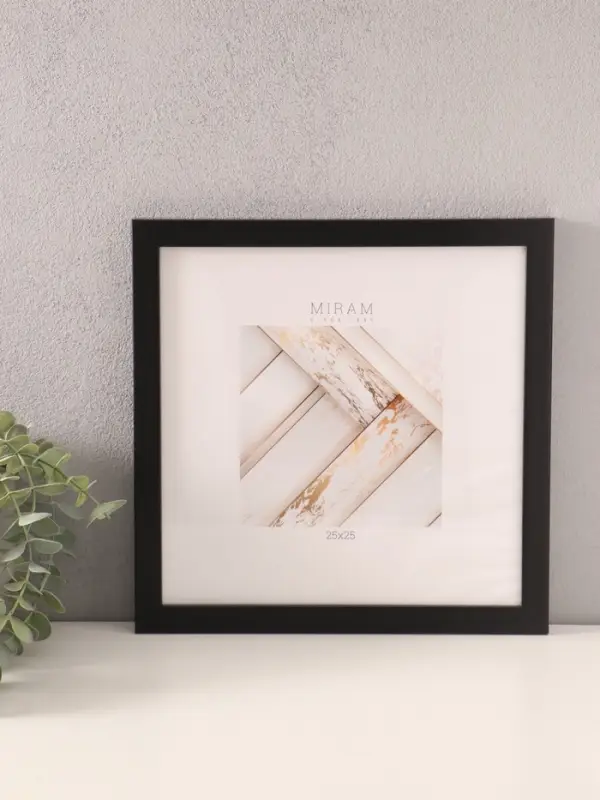 Фоторамка для фото 25&times;25 см &laquo;МИРАМ&raquo;, пластик, чёрный, (пластиковый экран)