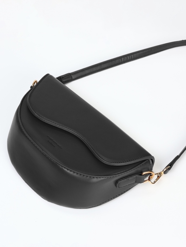 Сумка женская мессенджер на молнии, цвет чёрный Сумка женская мессенджер на молнии, цвет чёрный