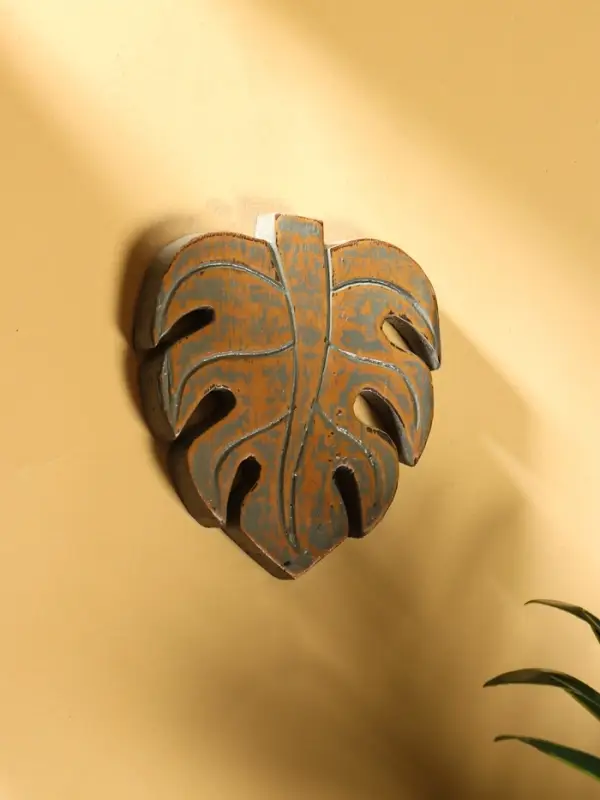 Панно  Панно "Лист" дерево 12х13х1 см, цв. коричневый