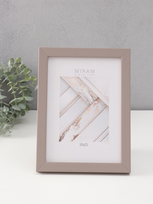 Фоторамка пластик Фоторамка пластик "МИРАМ" 15х21 св. коричневый