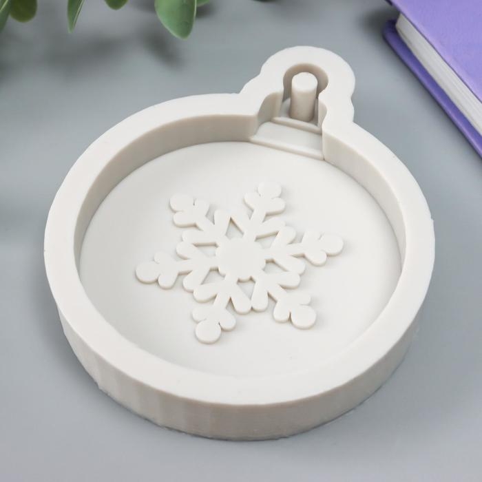 Молд силикон Молд силикон "Новогодний шар со снежинкой" 9х7,5х1,4 см