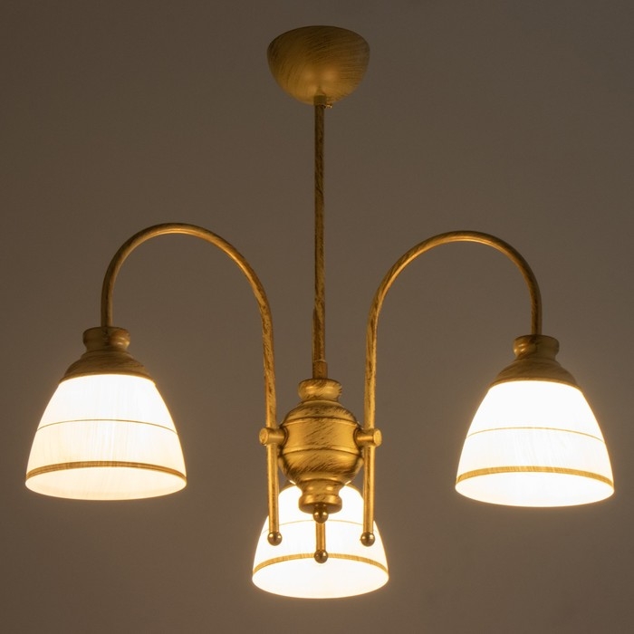 Люстра Люстра "Дэфия" 3хЕ27 40Вт золото 57х57х40 см BayerLux