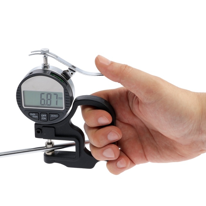 Толщиномер электронный ТУНДРА, металлический, диапазон 0-12.7 мм, точность 0.01 мм Толщиномер электронный ТУНДРА, металлический, диапазон 0-12.7 мм, точность 0.01 мм