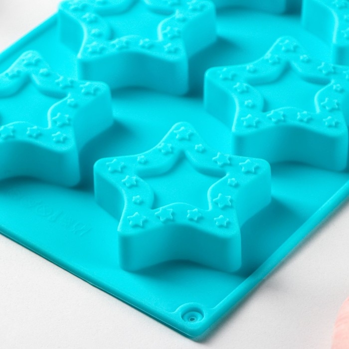 Форма для выпечки Доляна «Звёздочки», силикон, 8 ячеек, 29×16×2 см, ячейка 6,3×6 см, глубина 1,7 см, цвет голубой Форма для выпечки Доляна «Звёздочки», силикон, 8 ячеек, 29×16×2 см, ячейка 6,3×6 см, глубина 1,7 см, цвет голубой