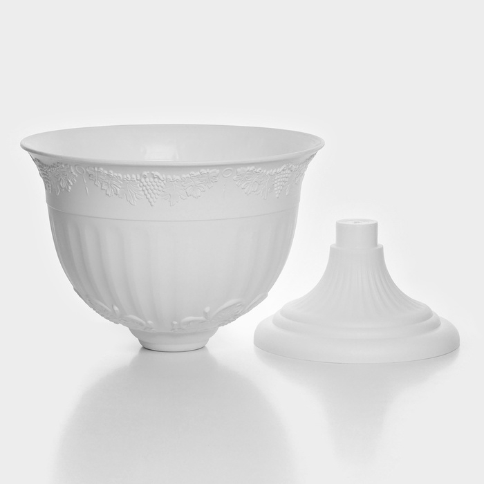 Кашпо уличное на ножке «Ангара», 8 л, цвет белый Кашпо уличное на ножке «Ангара», 8 л, цвет белый