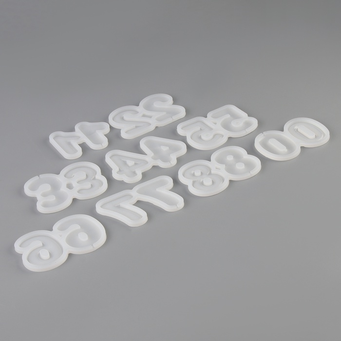 Молды силиконовые «Цифры», набор, 9 × 5 × 8 см Молды силиконовые «Цифры», набор, 9 × 5 × 8 см