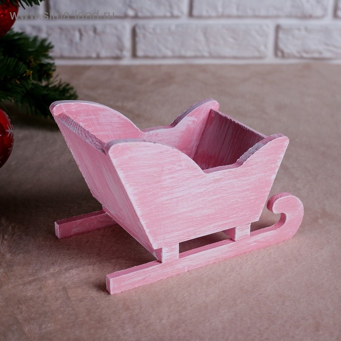 Новый год. Кашпо деревянное 20×12×13 см  Новый год. Кашпо деревянное 20×12×13 см "Санки", розовая кисть Дарим Красиво