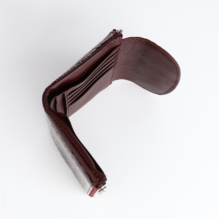 Кошелёк женский на магните, цвет бордовый