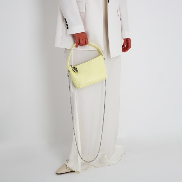 Сумка-багет на молнии, цепочка, цвет жёлтый Сумка-багет на молнии, цепочка, цвет жёлтый