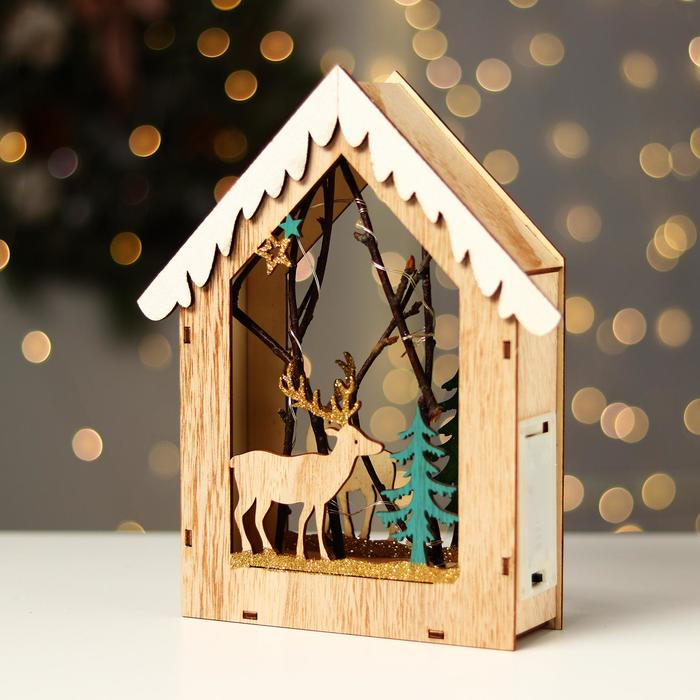 Новогодний декор с подсветкой «Домик с оленем» 18×5.5×22.5 см Новогодний декор с подсветкой «Домик с оленем» 18×5.5×22.5 см