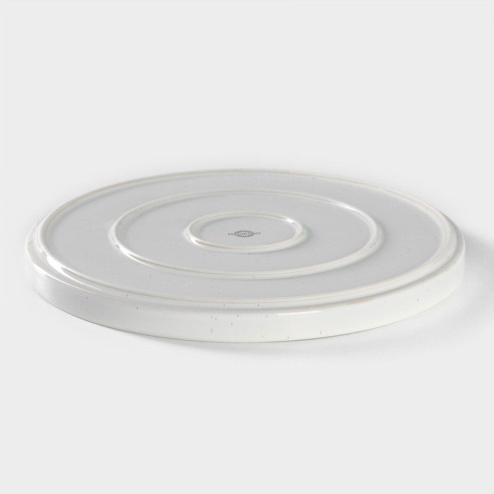 Тарелка подстановочная фарфоровая Magistro Urban, d=27,5 см, цвет белый в крапинку Тарелка подстановочная фарфоровая Magistro Urban, d=27,5 см, цвет белый в крапинку