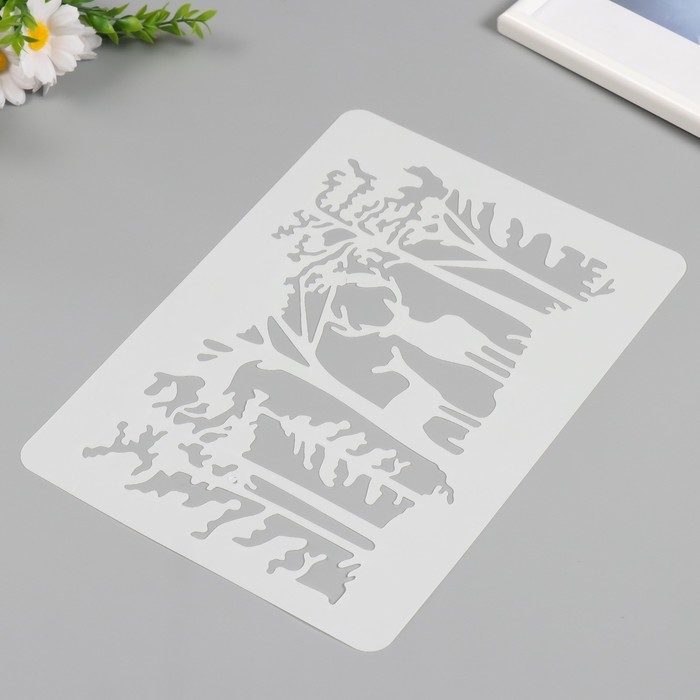 Трафарет пластик Трафарет пластик "Олени в лесу" 21х29,7 см