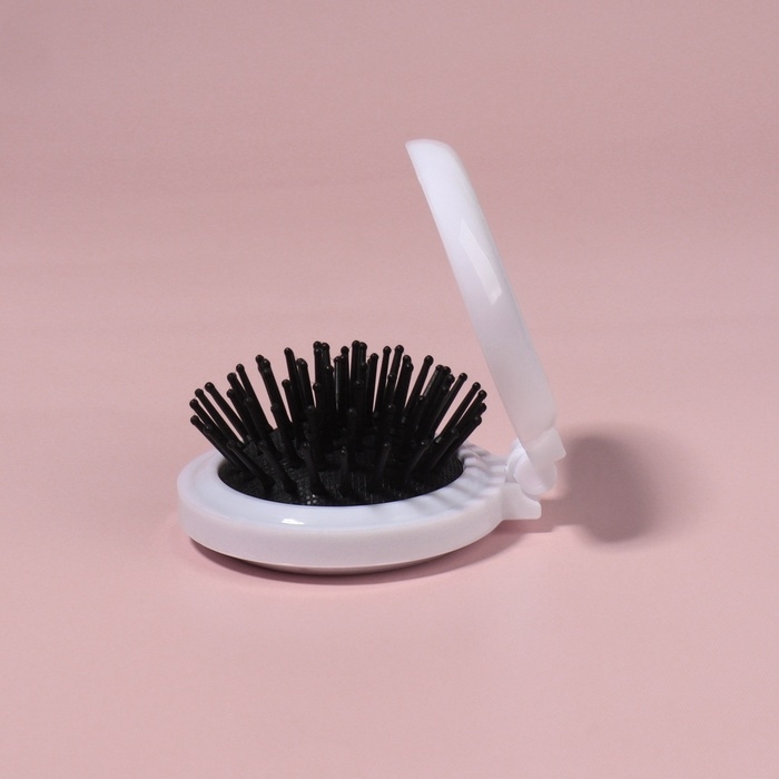 Расчёска массажная «Коты», складная, с зеркалом, 6,5 × 2,5 см, цвет белый Расчёска массажная «Коты», складная, с зеркалом, 6,5 × 2,5 см, цвет белый