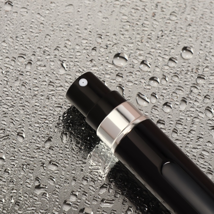 Атомайзер для парфюма, с распылителем, 8 мл, цвет чёрный Атомайзер для парфюма, с распылителем, 8 мл, цвет чёрный