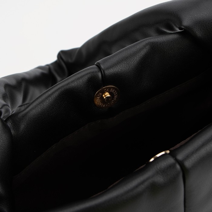 Сумка-тоут на магните, цвет чёрный